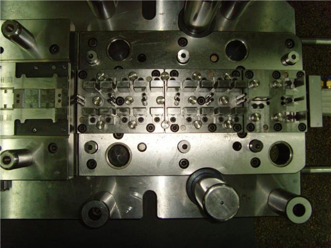 Métal micro de moteur emboutissant des matériaux, matériel médical de matrices de presse en métal/appareil ménager de Digital 1