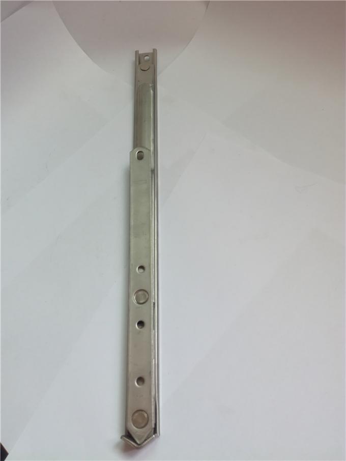 Les supports laminés à froid d'étagère, acier inoxydable encadre la partie de estampillage de plaque métallique 0