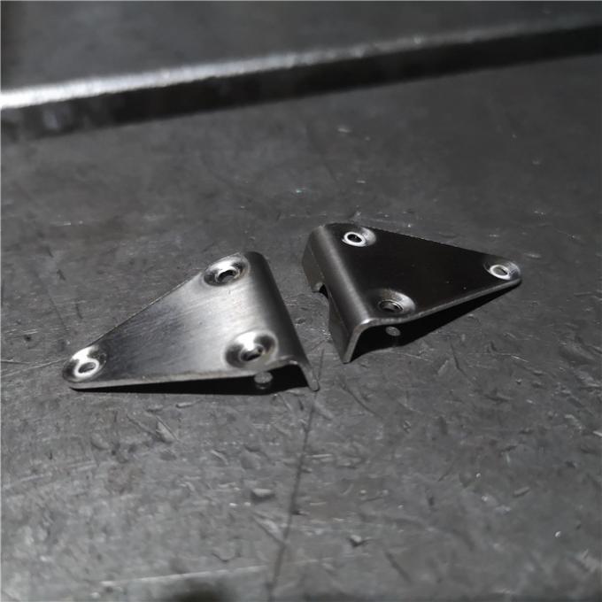 Métal SUS304 de traitement en acier emboutissant des pièces de tôle d'OEM de pièces 0