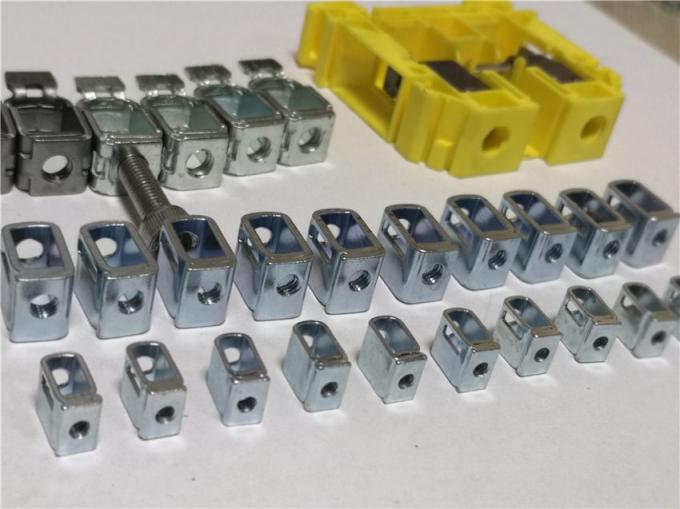 Fabricants de pièces d'emboutissage de métal pour les pièces en cuivre terminales de type rail 0