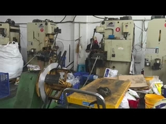 Matrices d'estampillage des véhicules à moteur